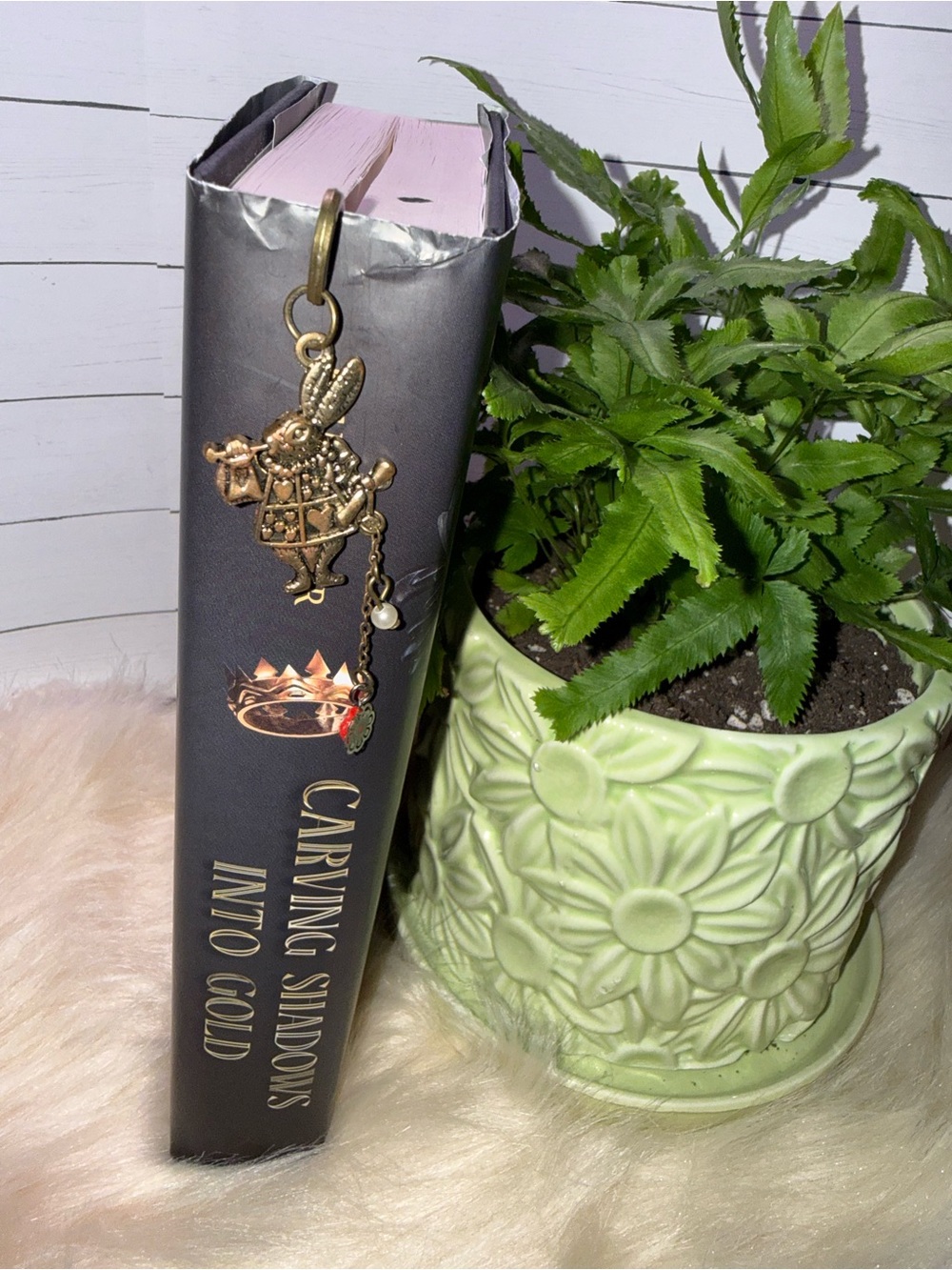 Gold Tone Metal Hook Bookmark With Charm